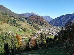 Tiarno di Sotto mit der Cima Pari im Hintergrund