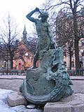 «Tors fiske», skulptur og fontene av Anders Wissler (1869-1941) på Mariatorget i Stockholm