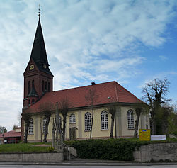 Die St.-Dionysius-Kirche im Jahre 2013