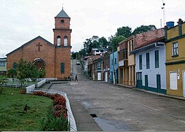 Kirche und Ortskern von La Belleza
