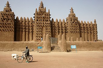 The Great Mosque of Djenné, Djenné, Mali, an icon for the Sudano-Sahelian architecture, unknown architect, originally built in the 13th-14th centuries, rebuilt in 1907, adobe