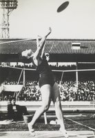 Olga Connolly, unter ihrem Namen Olga Fikotová 1956 Olympiasiegerin, erreichte mit 51,58 m bei ihrer fünften Olympiateilnahme nicht mehr das m Finale