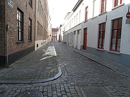 Sint-Gilliskerkstraat in de richting van de Gouden-Handstraat.