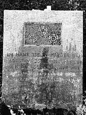 Faustina Iselin (1915–2010), Gustava Iselin-Häger (1878–1962). Familiengrab, Friedhof am Hörnli.
