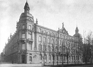 Großherzog­liches Bezirksamt in Mannheim um 1905, heute Polizeipräsidium