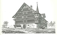 Das 1677 erbaute Haus in der Hochsteig ist der erste bekannte Strickbau mit Steilgiebel und klassischer Sparrendachkonstruktion. Das Haus fiel 1919 einem Brand zum Opfer.[4]