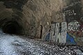 Das westliche Portal mit Blick ins Innere