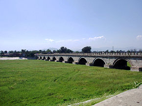 Yongding Nehri ve Marco Polo Köprüsü