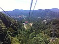 Pemandangan gondola Awana Skyway menghampiri stesen pangkalan di Hotel Sri Layang.