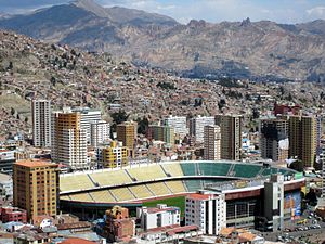 Das Estadio Hernando Siles in La Paz