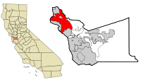 Oakland Sehri'nin Alamed Kontlugu ve Kaliforniya içindeki konumu.