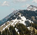 Eineguntkopf (Bildmitte) vom Falken; Rindalphorn und Hochgrat dahinter; östlicher Falkenkopf davor