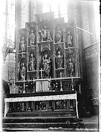 Februar 1946: Der Altar noch unvollständig aufgebaut, Flügel und Gesprenge fehlen noch