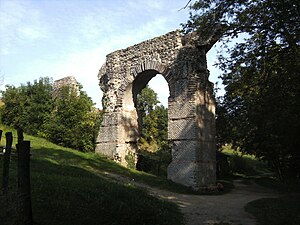 Aqueduct of Gier at Mornantet