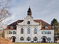 Festsaalbau mit Kirche (Haus Nr. 20)