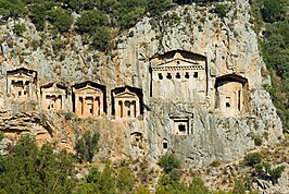 Kaunische rotsgraven bij Dalyan