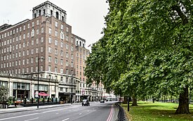 A street view of the Grosvenor House Hotel in London