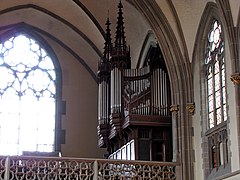 Pipe organ