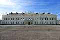 Het herbouwde kasteel, gezien vanaf de kant van de zgn. Ehrenhof