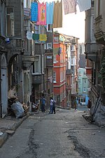 Tarlabaşı'nda bir sokak (Haziran 2013)