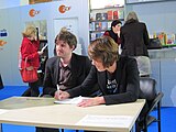 Stand von Hoffmann und Campe auf der Frankfurter Buchmesse 2011. Signierstunde zum Wikipedia-Buch, » mehr