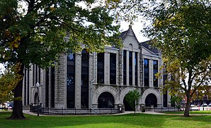 Das Henry County Courthouse in Clinton, gelistet im NRHP als Teil der Nr. 07000019[1]