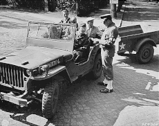 De Willys MB/Ford GPW "Jeep" maakte militaire zijspancombinaties overbodig.