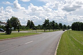 Aviation Parkway (Ottawa).jpg