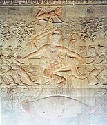 Pengadukan Samudramantana ditampilkan dalam relief di Angkor Wat, Kamboja. Wisnu ditampilkan di tengah, awataranya berwujud kura-kura raksasa (Kurma) di bawahnya, sementara asura di kiri dan dewa di kanan menarik tubuh naga Basuki.