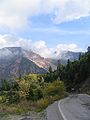 Straße durch die Berge bei Karpenisi