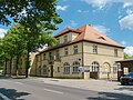 Turnerheim, Kassenhäuschen und Mauer zum Sportplatz