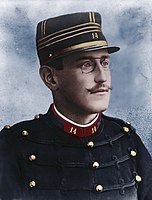 Regisseur José Ferrer (links) spielt den zu Unrecht verurteilten Hauptmann Alfred Dreyfus (1859-1935)