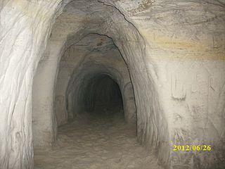 Gänge im Inneren der Höhle
