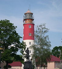 Vuurtoren en standbeeld van tsaar Peter de Grote