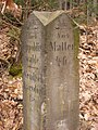 Wegesäule aus Sandstein bei der Heidemühle am Malterweg