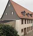 Wohnhaus in halboffener Bebauung