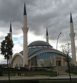 Diyanet İşleri Başkanlığı Binasının bitişiğinde bulunan Ahmed Hamdi Akseki Camii, Ankara