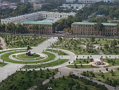 Amir-Timur-Platz