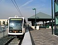 Pociąg złotej linii na peronie Union Station