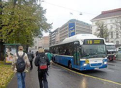 dreiachsiger Volvo 8500 in Helsinki