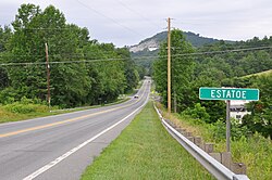 Estatoe sign, facing northbound US 19E.