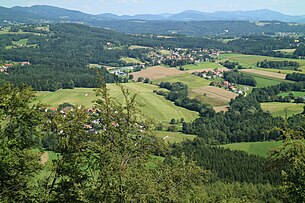 Blick über die Gemeinde vom Hauenstein