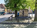 Marktbrunnen mit drei Lindenbäumen (Gartendenkmale)