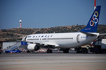 Αεροσκάφος Boeing 737-400 (SX-BKF) της Olympic Airlines.