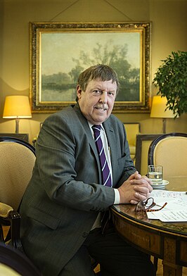 Siegfried Bracke als Kamervoorzitter in zijn bureau in het Paleis der Natie.