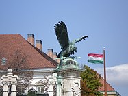 Turul to nazwa mitycznego ptaka, prawdopodobnie raroga lub sokoła, który miał przyprowadzić lud Madziarów w miejsce obecnych Węgier.