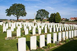 Graven en Cross of Sacrifice