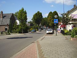 Dorpsstraat in Diepenveen