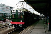 Het pas gerestaureerde Blokkendoostreinstel deed bij 'Treinen door de Tijd' dienst als pendeltrein naar het Spoorwegmuseum.