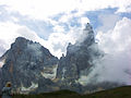 Cima di Vezzana (links, 3192 m) und Cimon della Pala (rechts, 3184 m) vom Pass aus gesehen